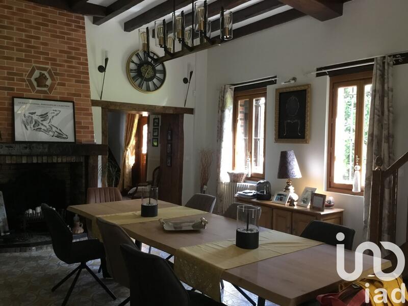 Maison - 200 m² - 8 pièces