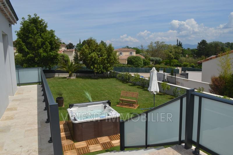 Bastide - 330 m² - 7 pièces