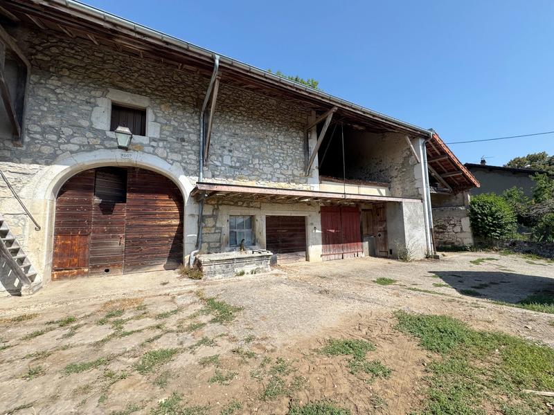 Maison - 321 m² - 11 pièces