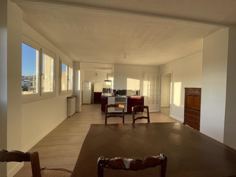 Appartement - 65 m² - 4 pièces