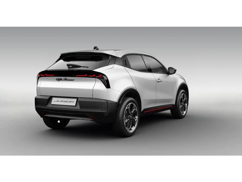 Alfa Romeo Junior Elettrica 156 ch Techno