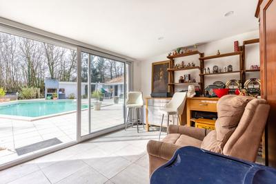 Maison d'architecte - 200 m² - 9 pièces