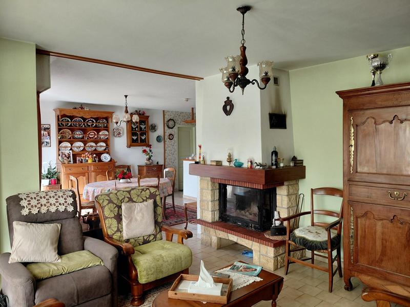 Maison - 99 m² - 5 pièces