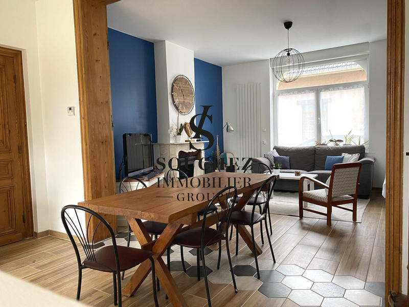 Maison - 328 m² - 7 pièces