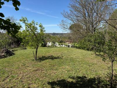 Terrain constructible - 1 019 m²