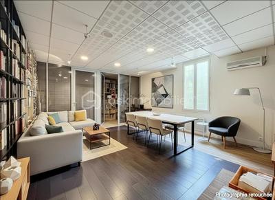 Atelier d'activités - 185 m² - 7 pièces