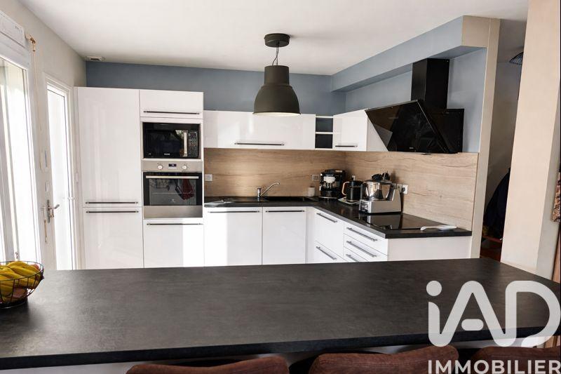 Maison - 131 m² - 6 pièces