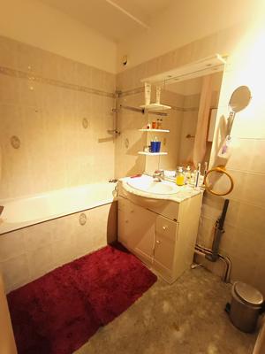 Appartement - 100 m² - 4 pièces