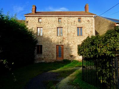 Maison - 180 m² - 6 pièces