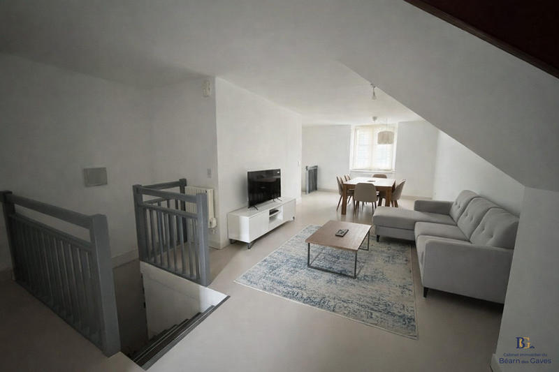 Appartement - 98 m² - 4 pièces