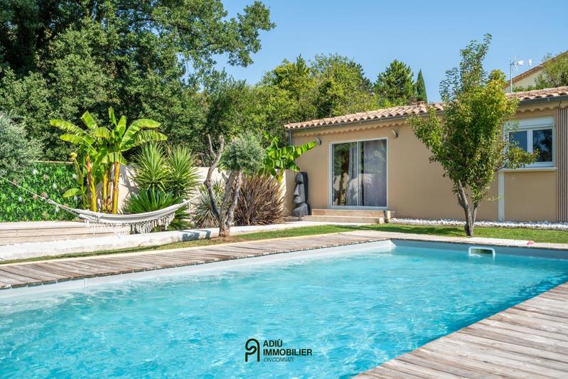 Villa - 198 m² - 7 pièces