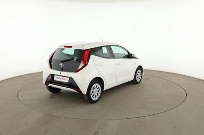 Toyota Aygo 1.0 Vvt-i X-Play 5p 72 ch