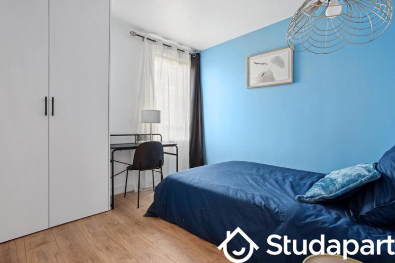 Chambre - 10 m² - 1 pièce