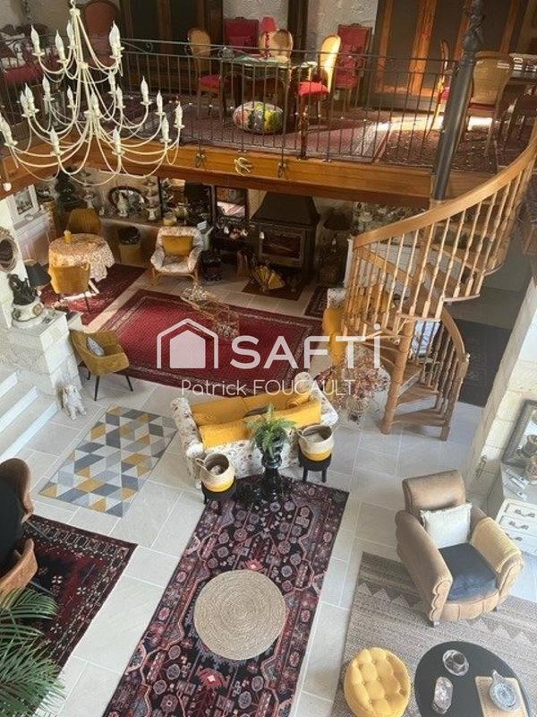 Maison de maîtres - 444 m² - 13 pièces