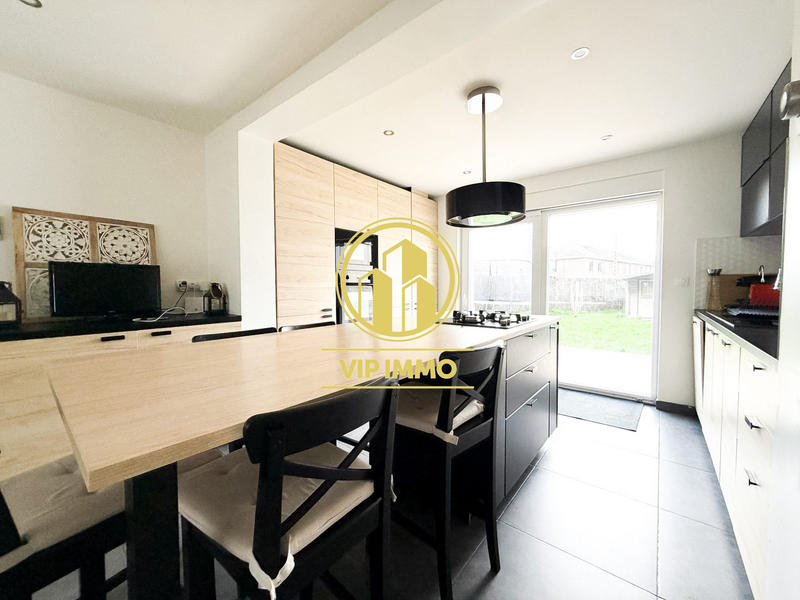 Maison - 130 m² - 7 pièces