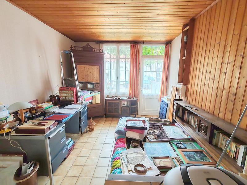 Maison - 1 m² - 5 pièces