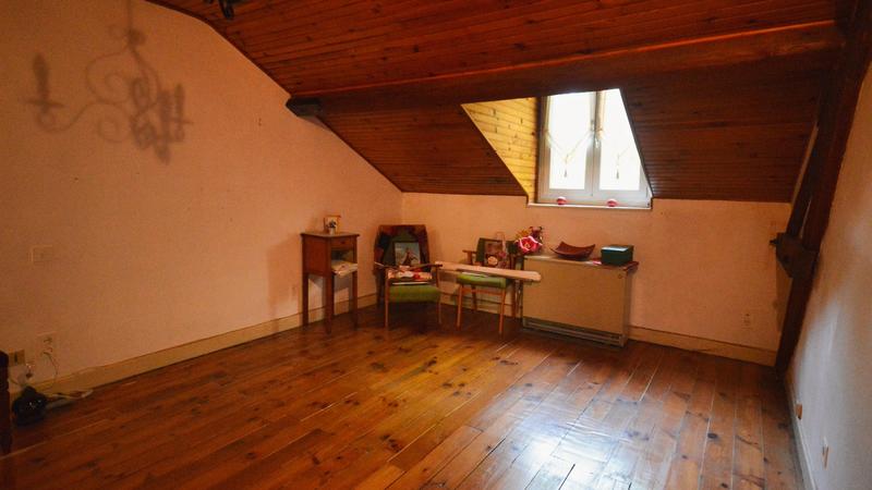 Appartement - 102 m² - 4 pièces