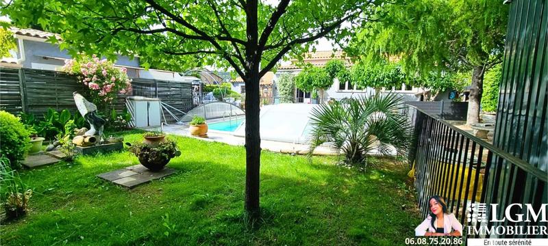 Maison - 200 m² - 6 pièces