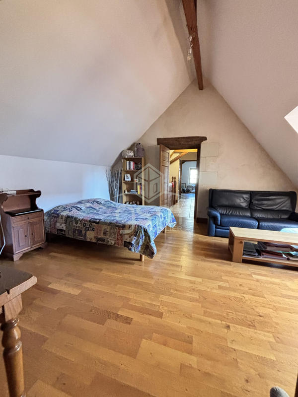 Maison ancienne - 186 m² - 8 pièces