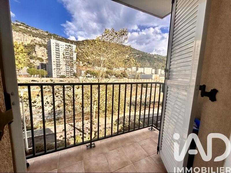 Studio - 19 m² - 1 pièce