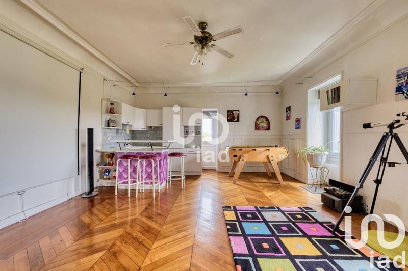 Maison - 323 m² - 11 pièces