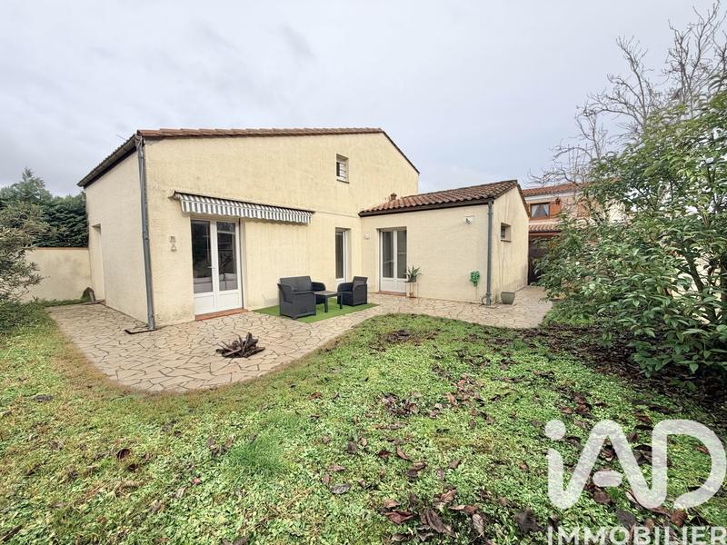 Maison - 90 m² - 4 pièces