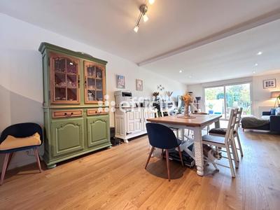 Maison - 84 m² - 4 pièces