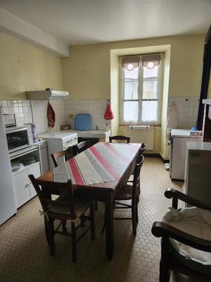 Maison - 130 m² - 3 pièces