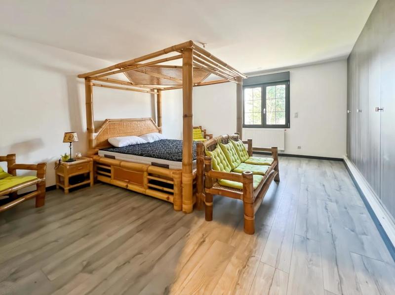 Propriété - 390 m² - 12 pièces