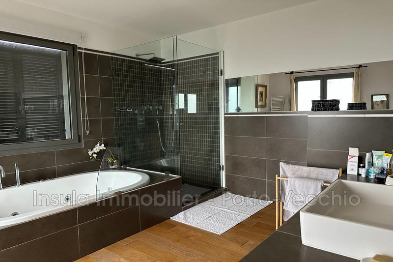 Maison - 179 m² - 4 pièces