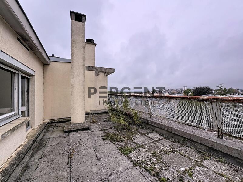 Appartement - 100 m² - 5 pièces