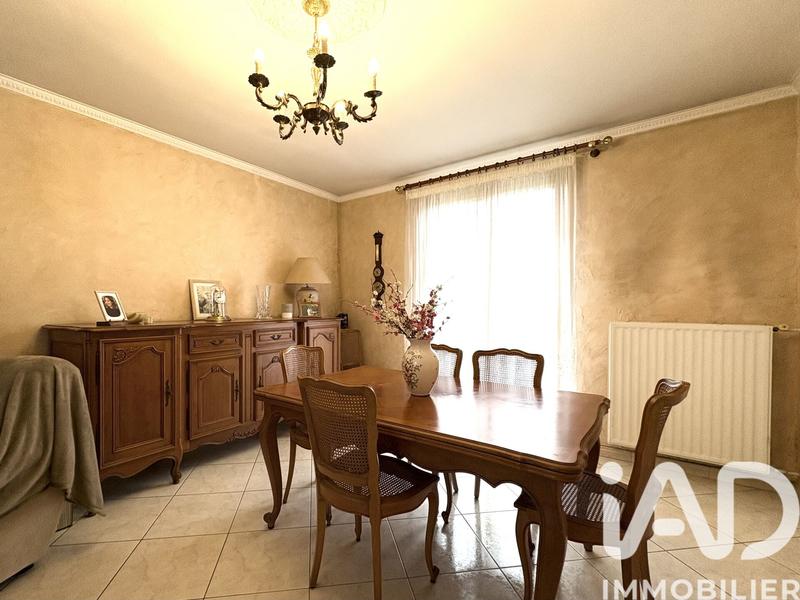 Maison - 100 m² - 6 pièces