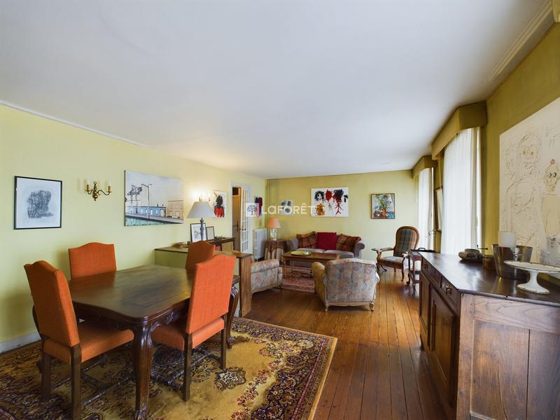 Maison traditionnelle - 190 m² - 10 pièces