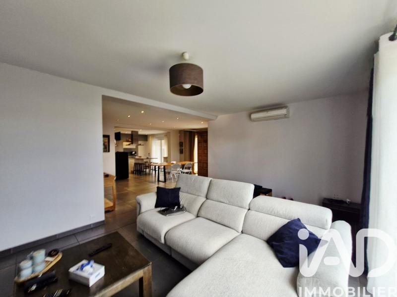 Maison - 174 m² - 8 pièces