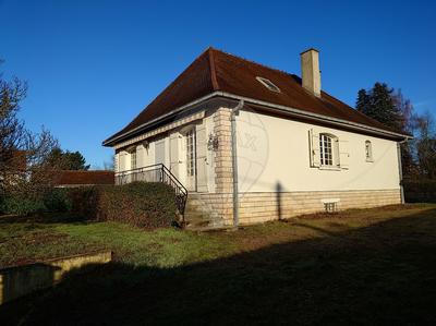 Maison - 97 m² - 3 pièces