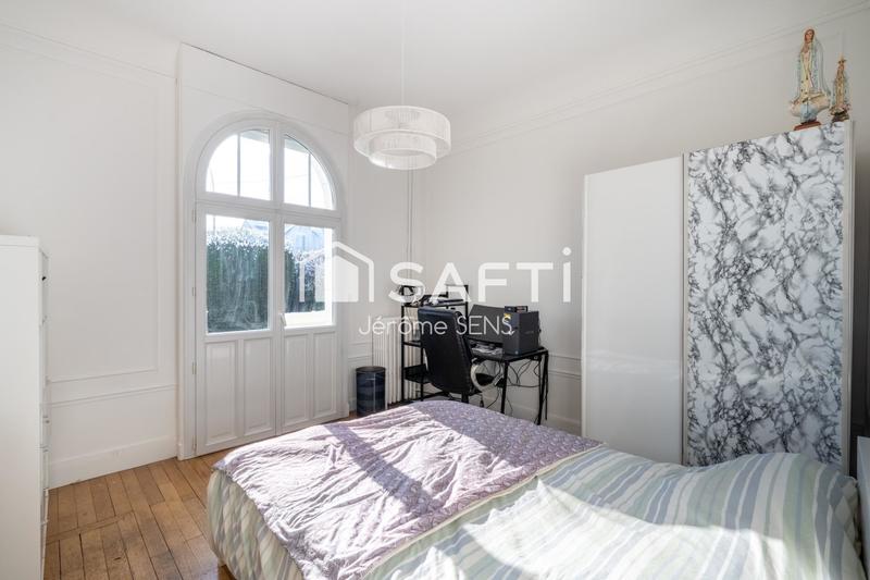 Maison de maîtres - 130 m² - 7 pièces