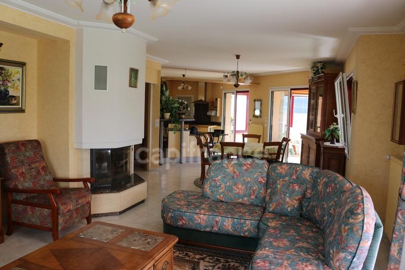 Maison - 149 m² - 7 pièces