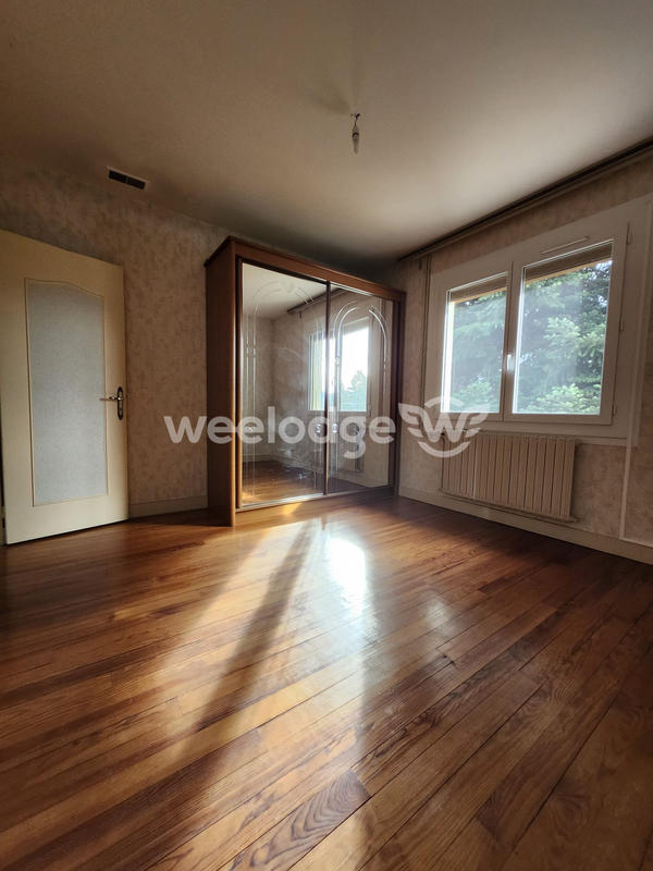 Maison - 166 m² - 7 pièces