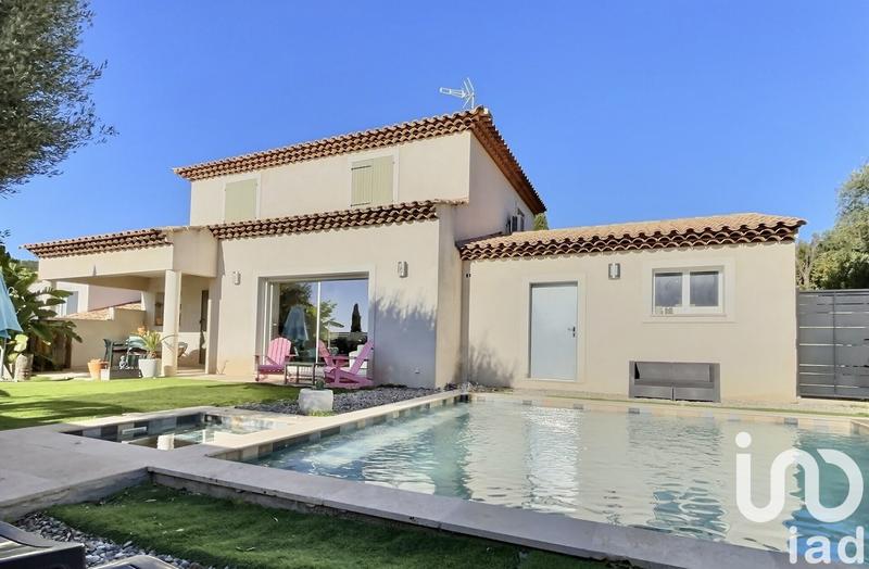 Maison - 113 m² - 5 pièces