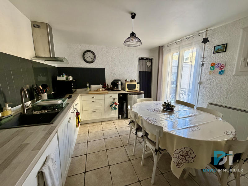 Maison - 140 m² - 5 pièces