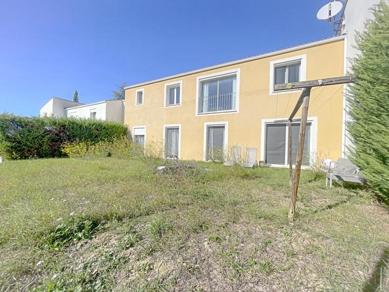 Maison - 137 m² - 5 pièces