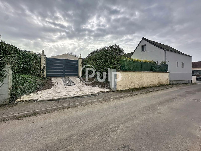 Maison - 94 m² - 6 pièces