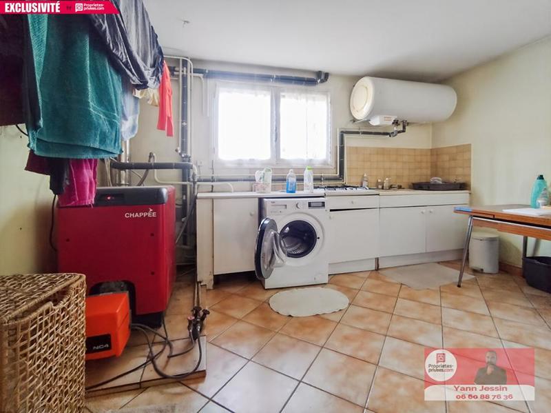 Maison - 180 m² - 6 pièces