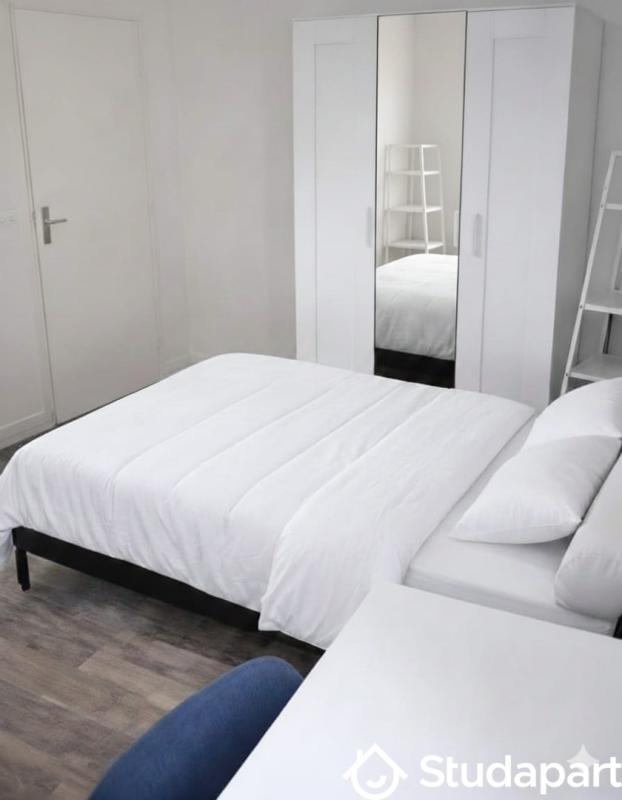 Chambre - 12 m² - 1 pièce