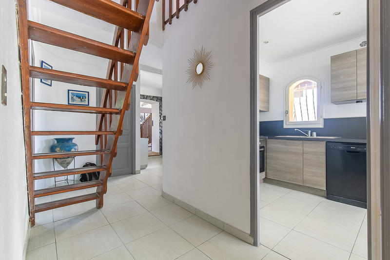 Maison - 137 m² - 4 pièces