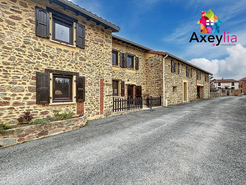 Maison - 208 m² - 6 pièces