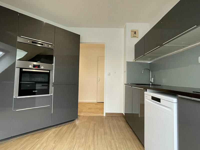 Appartement - 96 m² - 4 pièces