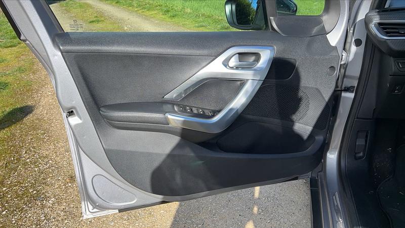 Peugeot 2008 1 1.6 BlueHDi 100 Crossway