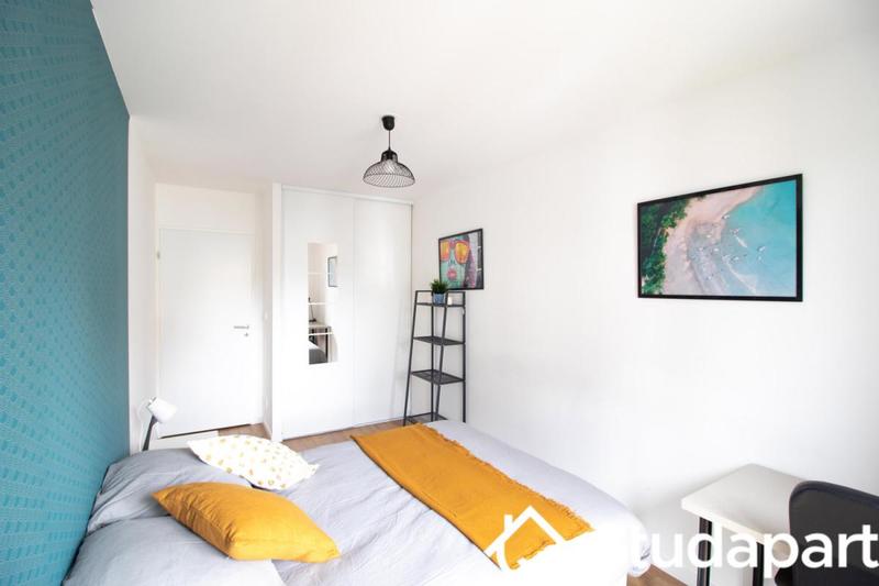 Chambre - 13 m² - 1 pièce