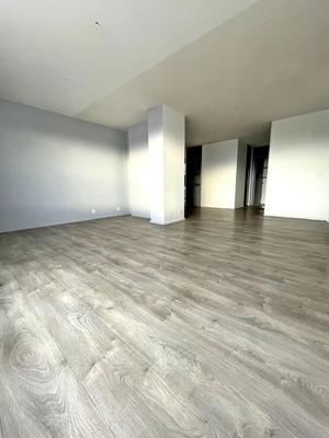 Appartement - 104 m² - 6 pièces